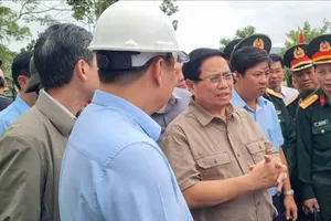 Quân khu 5 lập gần 80 đội công tác giúp dân thiệt hại do bão lũ sửa, xây dựng nhà 