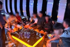 7 thanh niên, có cả học sinh lớp 12 sử dụng ma túy trong quán bar