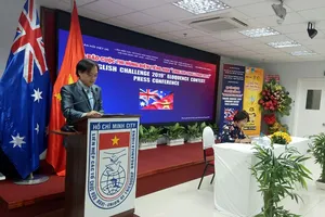 Hùng biện tiếng Anh: Cơ hội tham quan Lãnh sự quán Australia