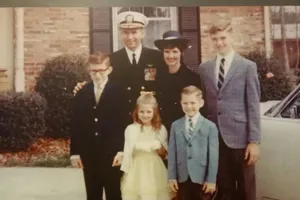 'Cha tôi đã trở về bằng sự nhân đạo của người Việt Nam'