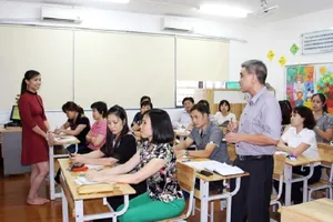 'Phụ huynh cần thân thiện với nhà trường vì con em mình'