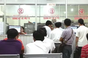 Mua xe khác tỉnh có giữ được biển số cũ?