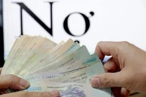 Chồng vay nợ đánh bạc, vợ có phải trả thay?