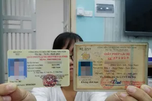 Từ 15-6, xin tách bằng lái xe phải có giấy khám sức khỏe