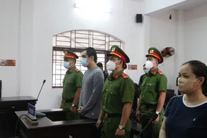 Tài xế xe Mercedes tông nữ tiếp viên hàng không được giảm án tù