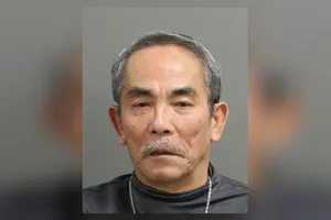 Cảnh sát Mỹ bắt một người gốc Việt đâm anh trai