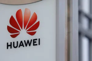 Chính khách Canada kêu gọi cấm Huawei
