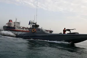 Iran bị tố can thiệp GPS để 'đưa' tàu nước ngoài vào vùng biển