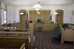 Xâm hại tình dục bé gái, một người gốc Việt đối mặt 70 năm tù