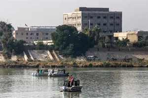 Rốc két rơi gần Đại sứ quán Mỹ tại Iraq