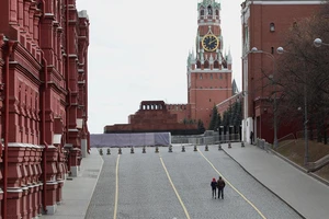 Quan chức Điện Kremlin mắc COVID-19, không tiếp xúc ông Putin