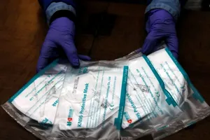 Canada:1 triệu khẩu trang Trung Quốc không đủ chuẩn chống dịch