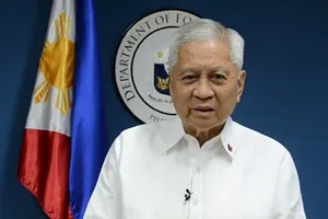 Cựu Ngoại trưởng Philippines lại lên tiếng chuyện Biển Đông