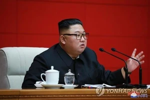 Ông Kim Jong-un cảnh báo rủi ro COVID-19 từ viện trợ bên ngoài