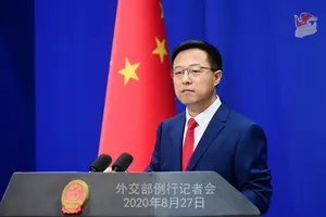 Trung Quốc phản ứng việc Mỹ phạt 24 công ty xây đảo phi pháp