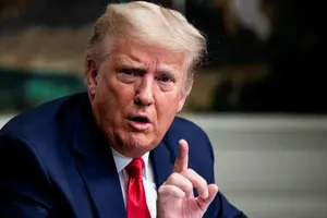 Ông Trump nói Mỹ sẽ phân phối vaccine COVID-19 từ tuần tới