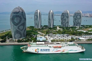 Trung Quốc nối lại tour du lịch phi pháp ra Hoàng Sa