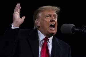 Đội ông Trump hỏi dò cử tri chuyện ông tranh cử năm 2024