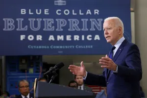 Tỉ lệ ủng hộ ông Biden giảm sút trong thăm dò mới nhất