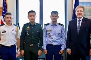 Campuchia sẽ đài thọ chi phí cho 6 học viên quân sự bị Mỹ cắt học bổng