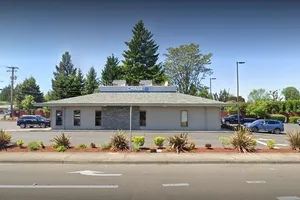 Mỹ: Một người gốc Việt bị phạt 33 tháng tù vì tội cướp ngân hàng