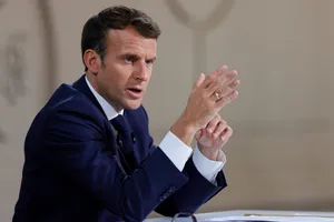 Đến lượt Pháp tăng gấp đôi viện trợ vaccine COVID-19 cho các nước