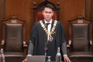 Một người gốc Việt trở thành thị trưởng ở Úc khi mới 22 tuổi