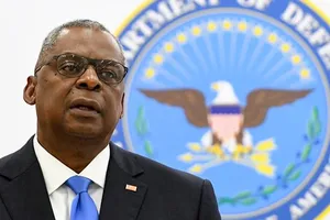 Ông Austin: Trung Quốc không phải ‘vai năm tấc rộng, thân mười thước cao'