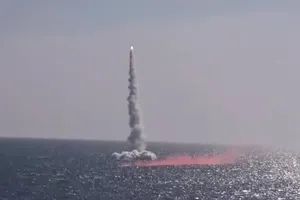 Nhật tăng cường thu thập thông tin về các vụ phóng tên lửa của tàu ngầm Nga