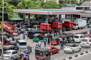 Tân thủ tướng nói Sri Lanka chỉ còn dự trữ xăng cho 1 ngày, cần gấp 75 triệu USD nhập hàng thiết yếu