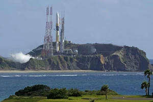 Nhật lần thứ 3 lỡ hẹn với ‘chị Hằng’