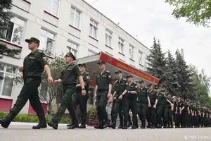 Ông Putin ký lệnh tuyển quân, kêu gọi 130.000 công dân nhập ngũ