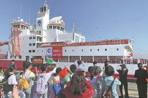 Trung Quốc điều đội tàu hùng hậu đến Nam Cực xây trạm nghiên cứu 