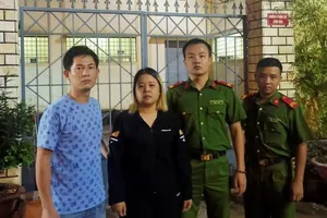 Bắt 1 phụ nữ có lệnh truy nã đặc biệt liên quan ma túy