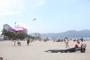 Nhiều hoạt động hấp dẫn tại mùa du lịch biển ở Đà Nẵng