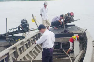 Hàng loạt cán bộ đăng kiểm bị kỷ luật