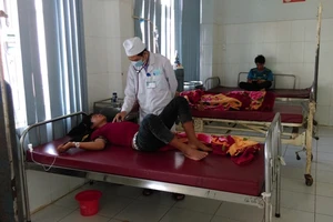 Sét đánh trúng mâm cơm gia đình, 1 bé gái tử vong, 3 bé bị thương