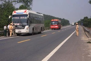 Không có khẩu hiệu 'Tính mạng con người là trên hết', phạt 4 triệu đồng