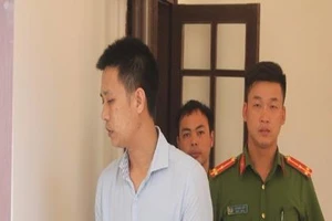 10 năm tù cho tên trộm đột nhập UBND tỉnh