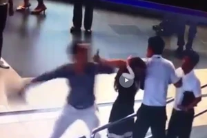 Hành khách đánh nhân viên hàng không ở sân bay Nội Bài