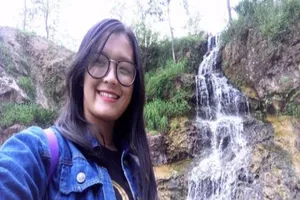 Thủ tướng truy tặng bằng khen cho 'Bông hoa vùng lũ'