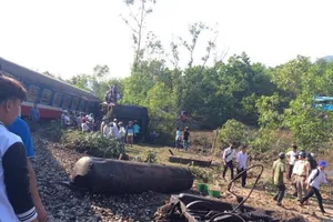 Phó thủ tướng chỉ đạo xử lý vụ tai nạn đường sắt