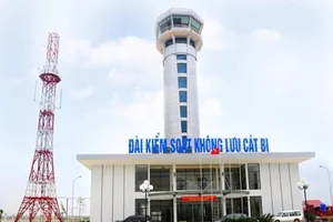 Máy bay mất liên lạc vì kiểm soát không lưu ngủ