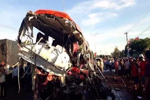 Khẩn trương điều tra vụ tai nạn kinh hoàng ở Gia Lai