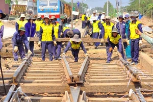 Xáo xào vì tin 'lương ngành đường sắt 8,2 triệu/tháng'