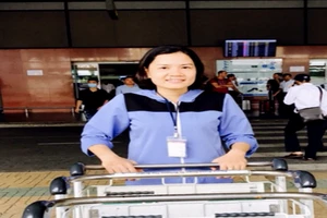 Bỏ quên 25.000 USD ở sân bay Nội Bài 