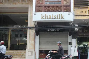 Vụ Khaisilk lừa khách hàng: Do nhân viên (!?)