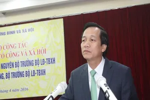 Chính phủ lên tiếng về lao động nữ bị giảm lương hưu