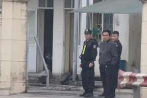 BOT số 1 quốc lộ 5 đã sẵn sàng tiền lẻ 100 đồng