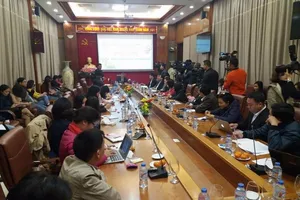 Năm ngày nữa lao động nữ bị giảm 10% lương hưu? 